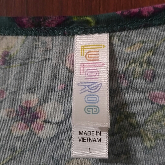 LuLaRoe Simply Comfortable Irma tunic size large - Picture 3 of 5